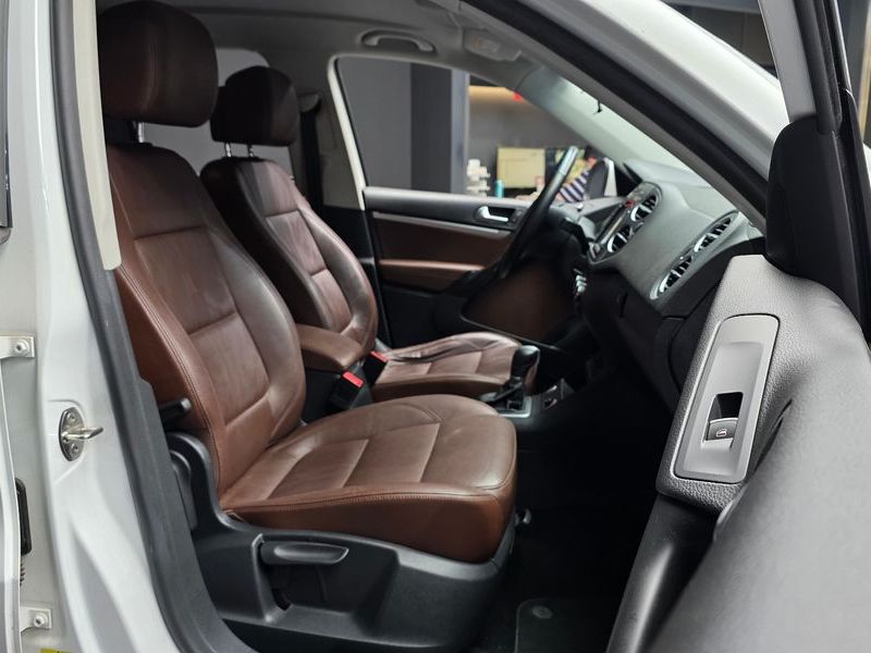 2015 Volkswagen Tiguan 2.0 TDI Comfort 5N photo 11