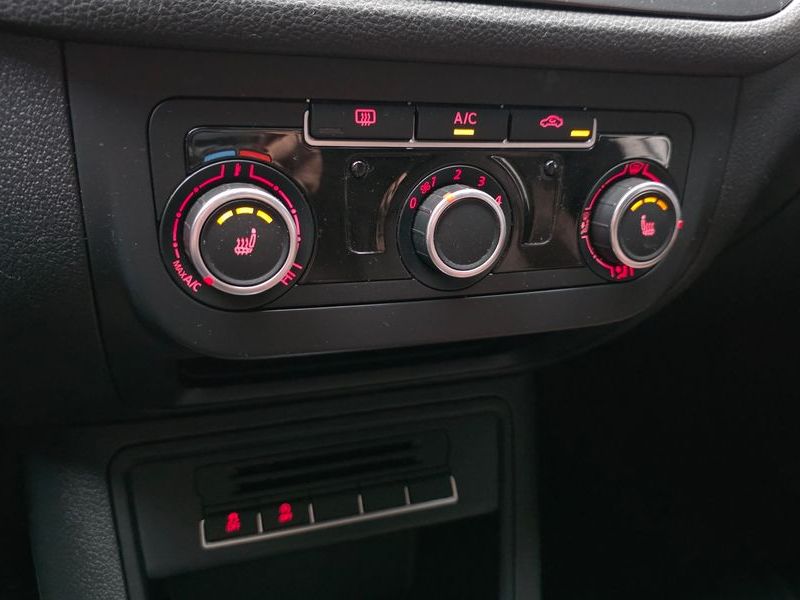 2015 Volkswagen Tiguan 2.0 TDI Comfort 5N photo 14
