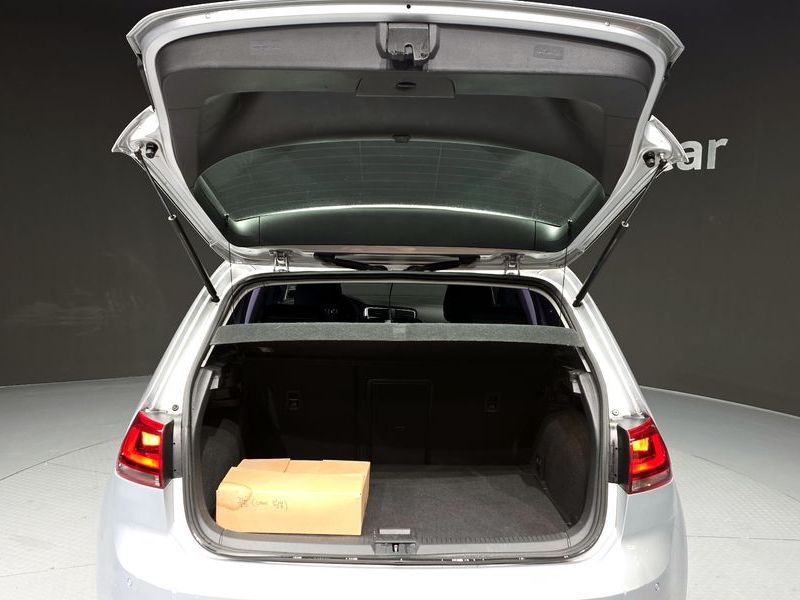 2014 Volkswagen Golf 1.6 TDI photo 20
