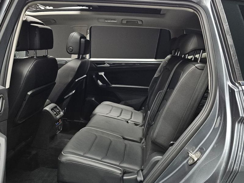 2020 Volkswagen Tiguan 2.0 TDI Prestige photo 12