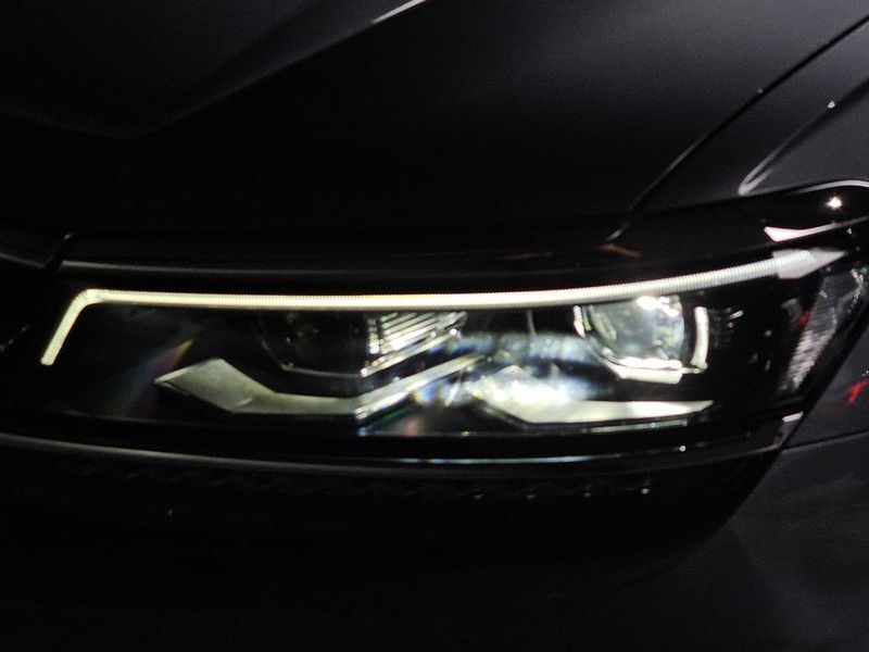 2020 Volkswagen Tiguan 2.0 TDI Prestige photo 22