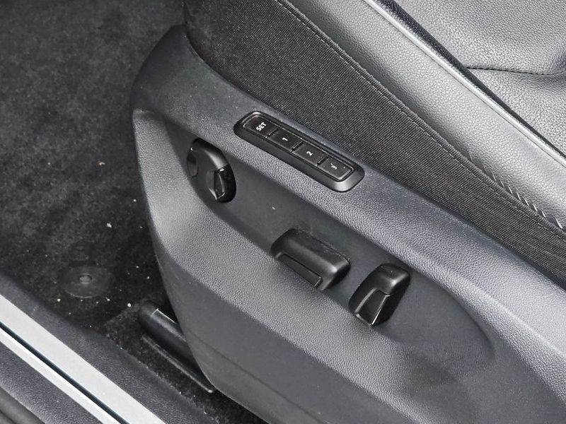 2020 Volkswagen Tiguan 2.0 TDI Prestige photo 27
