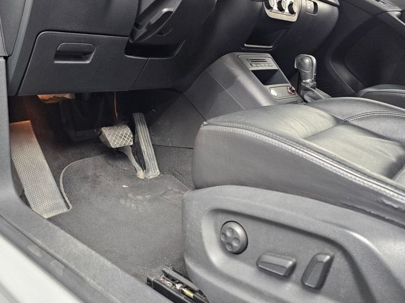 2015 Volkswagen Tiguan 2.0 TDI Comfort 5N photo 17