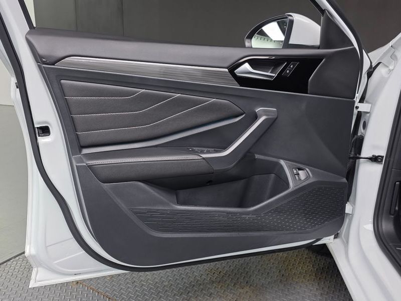2023 Volkswagen Jetta 1.5 TSI Prestige photo 24