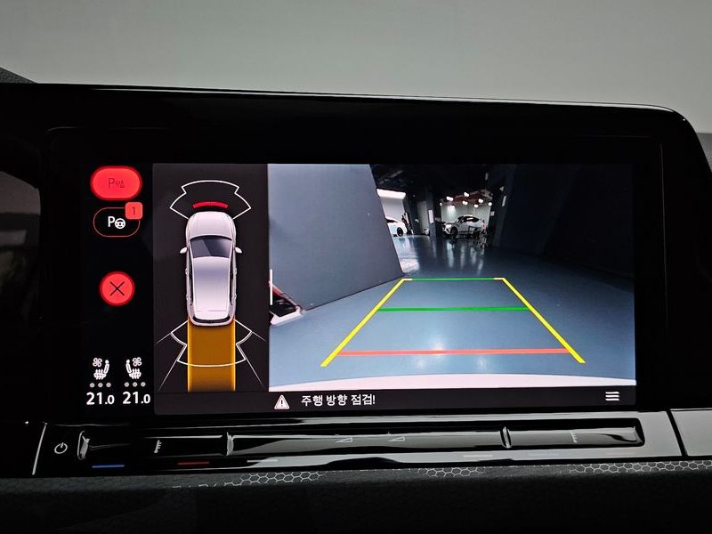 2024 Volkswagen Golf 2.0 GTI photo 15
