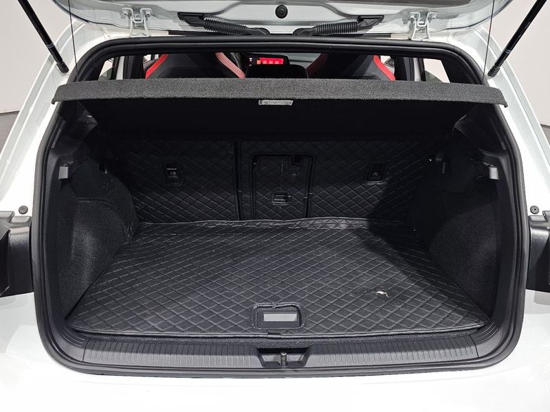 2024 Volkswagen Golf 2.0 GTI photo 20