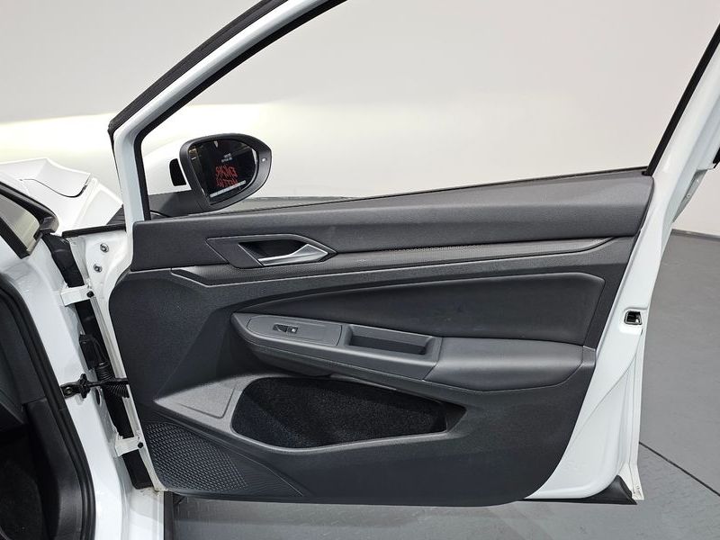 2024 Volkswagen Golf 2.0 GTI photo 24