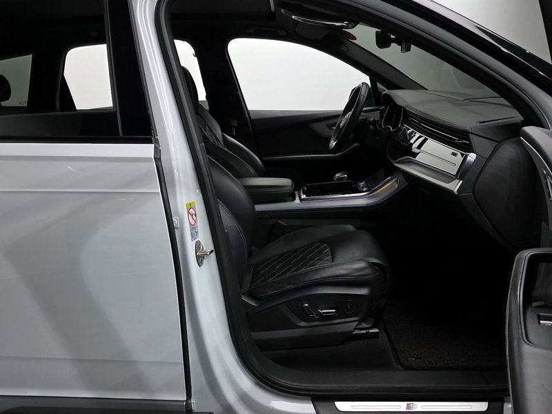 2021 Audi Q7 50 TDI Quattro Premium photo 10