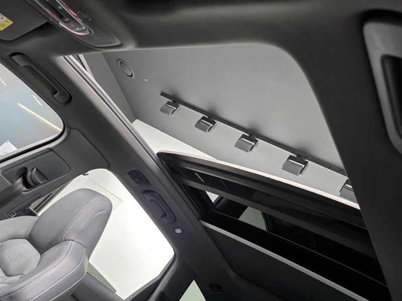 2021 Audi Q7 50 TDI Quattro Premium photo 18