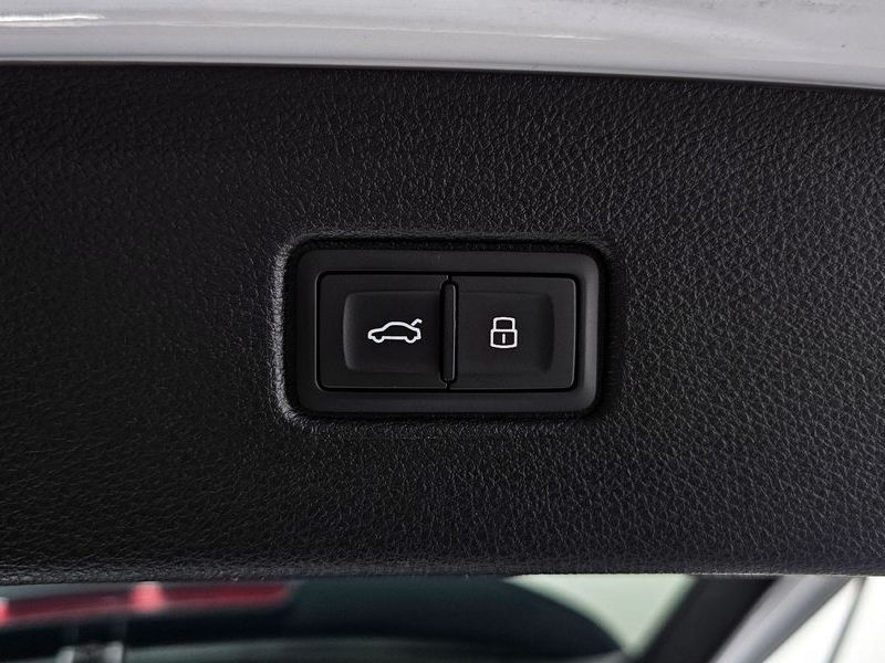 2021 Audi Q7 50 TDI Quattro Premium photo 20