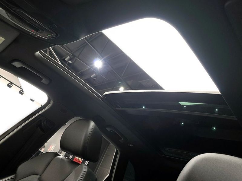2023 Audi Q5 45 TFSI Quattro Premium photo 16