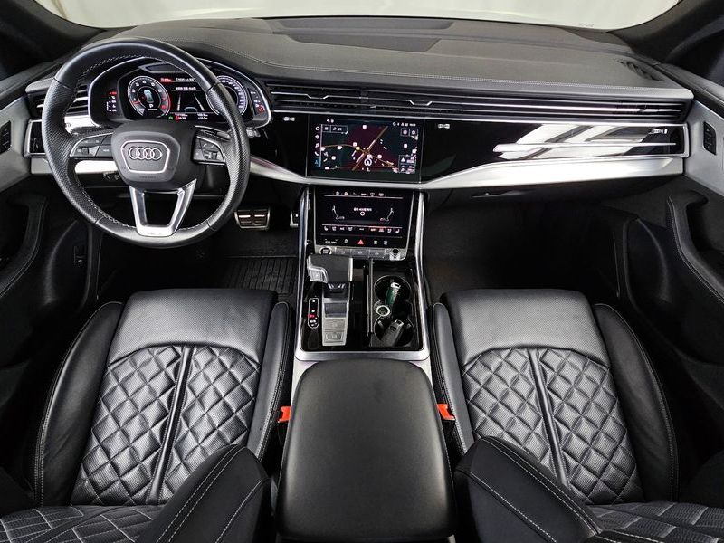 2021 Audi Q8 55 TFSI Quattro Premium photo 7