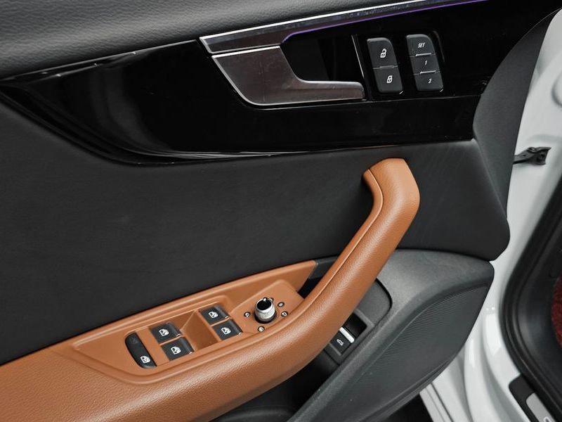 2021 Audi A4 40 TFSI Premium photo 17