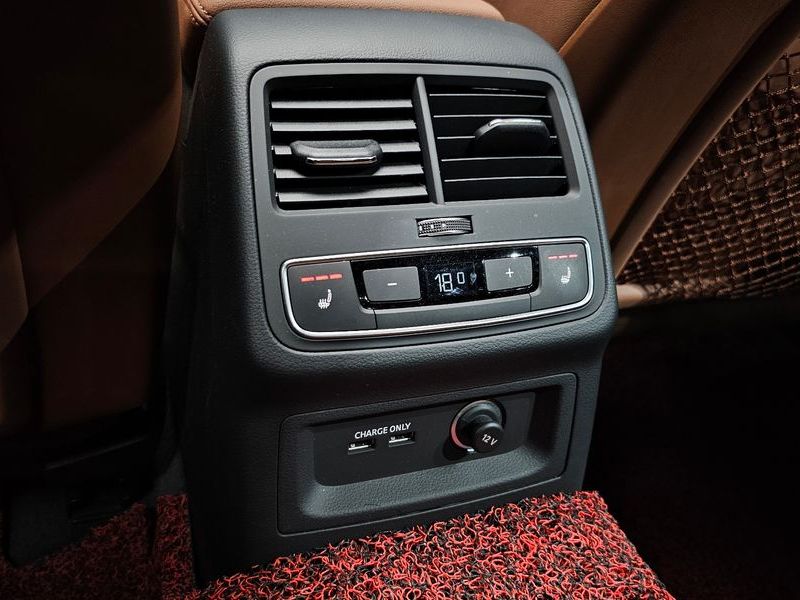 2021 Audi A4 40 TFSI Premium photo 19