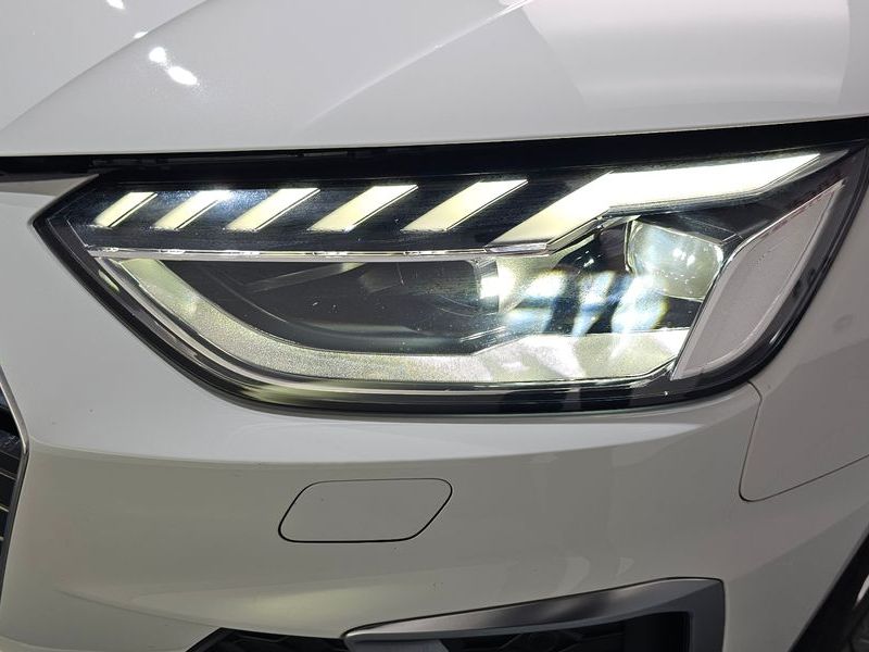 2021 Audi A4 40 TFSI Premium photo 22
