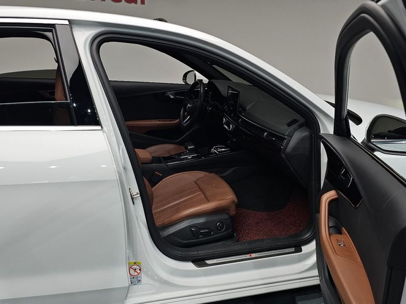 2021 Audi A4 40 TFSI Premium photo 26