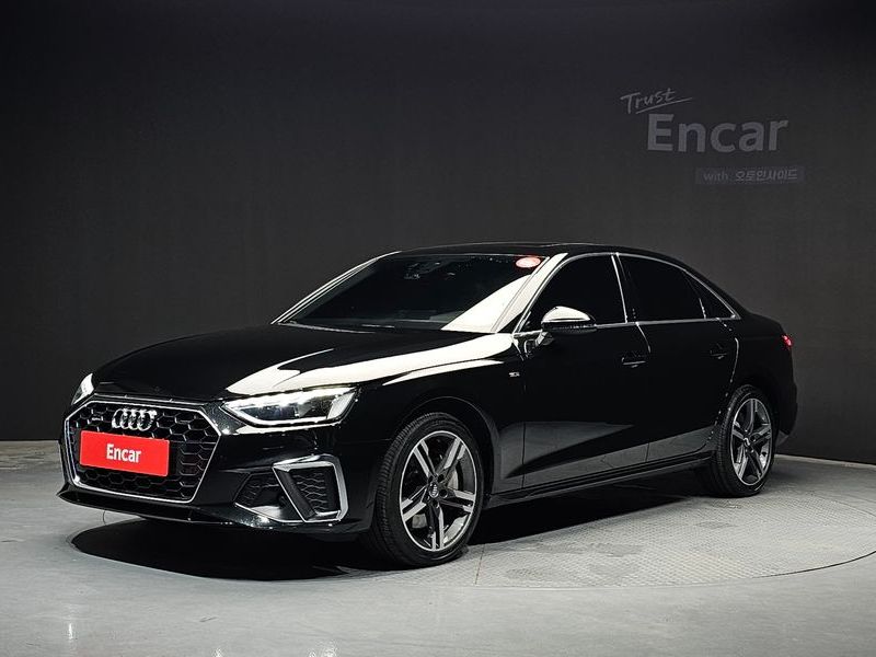2021 Audi A4 45 TFSI Quattro Premium photo 1