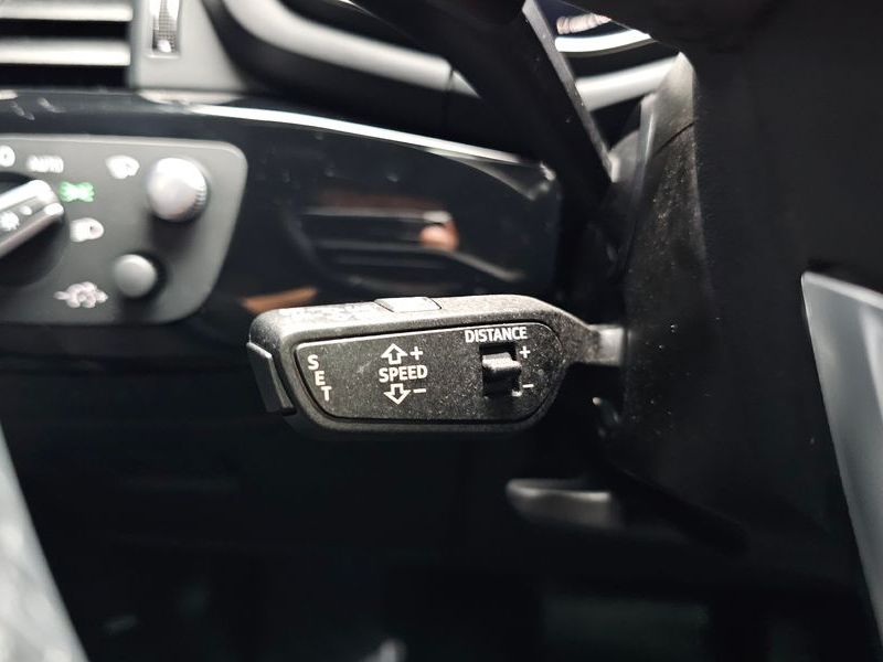 2021 Audi A4 45 TFSI Quattro Premium photo 12