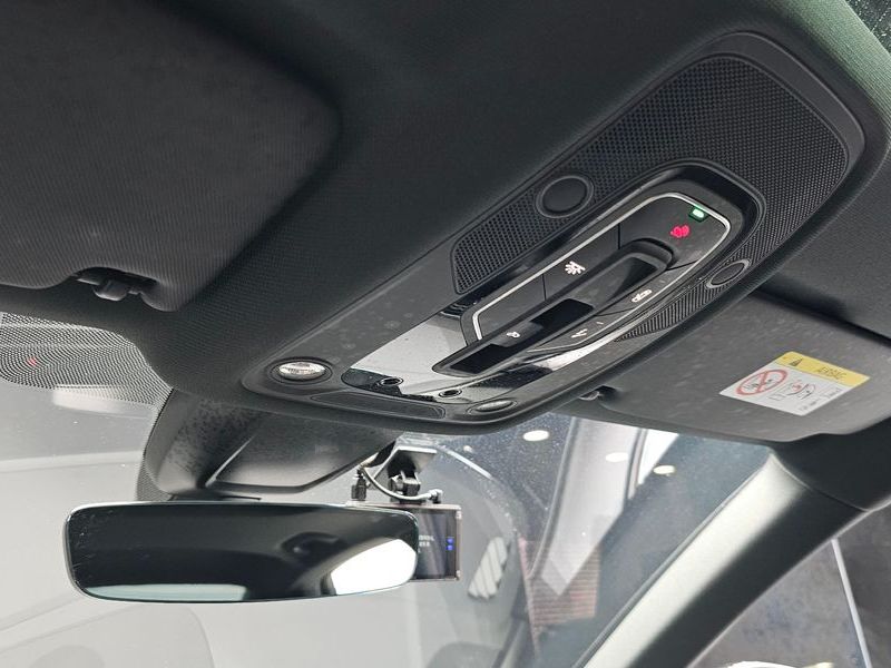 2021 Audi A4 45 TFSI Quattro Premium photo 18