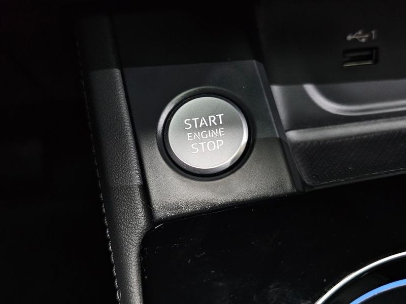 2021 Audi A4 45 TFSI Quattro Premium photo 20