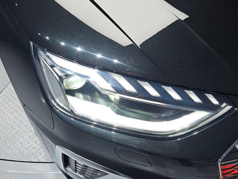 2021 Audi A4 45 TFSI Quattro Premium photo 22