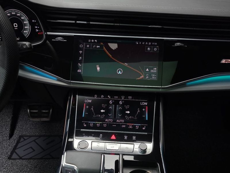 2022 Audi Q8 55 TFSI Quattro Premium photo 14