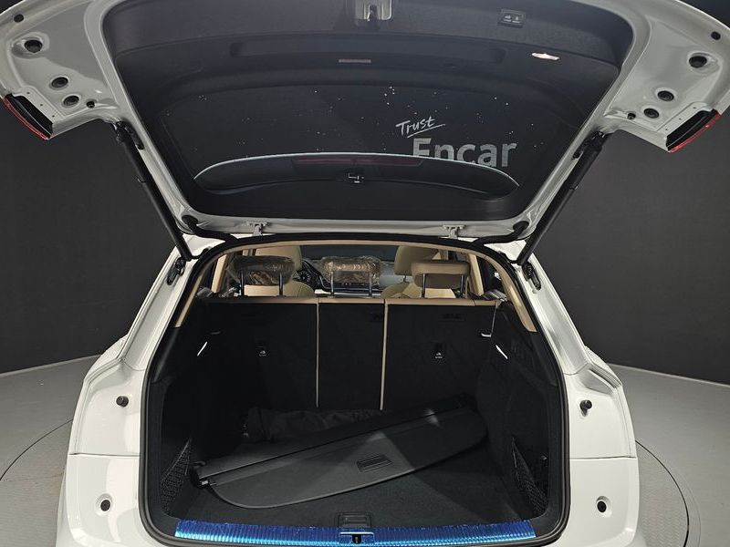 2021 Audi Q5 40 TDI Quattro photo 20