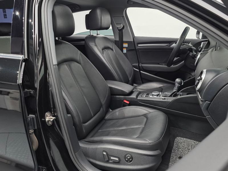 2018 Audi A3 40 TFSI 8V photo 12
