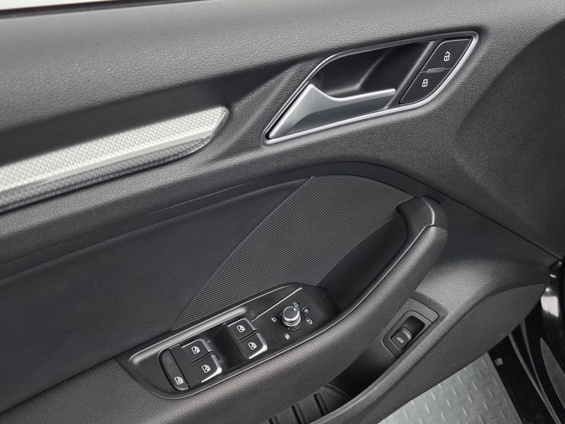 2018 Audi A3 40 TFSI 8V photo 14