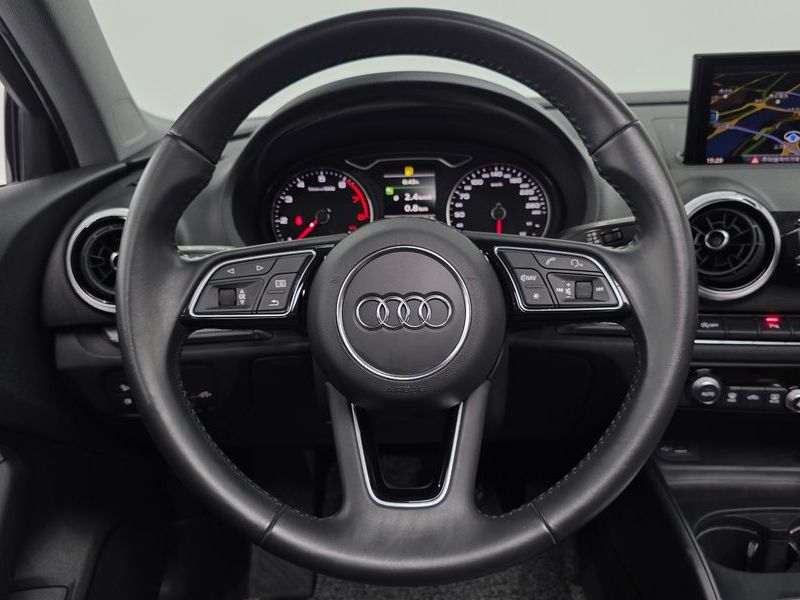 2018 Audi A3 40 TFSI 8V photo 15