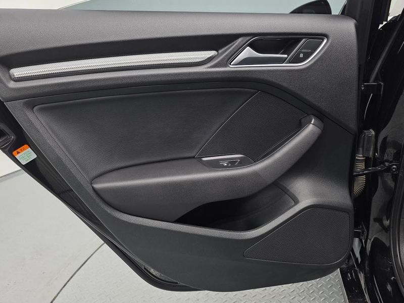 2018 Audi A3 40 TFSI 8V photo 25