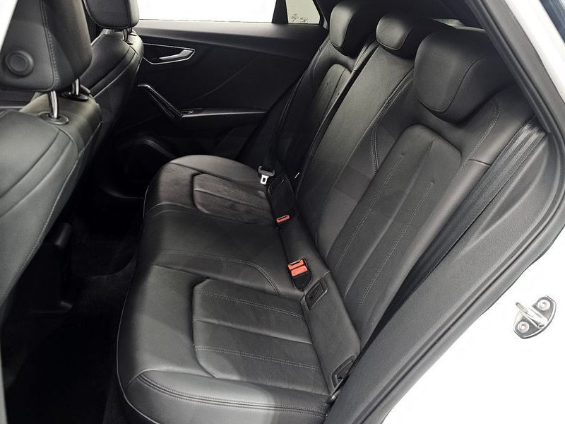 2023 Audi Q2 35 TDI Premium photo 11