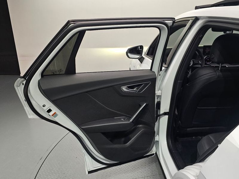 2023 Audi Q2 35 TDI Premium photo 25