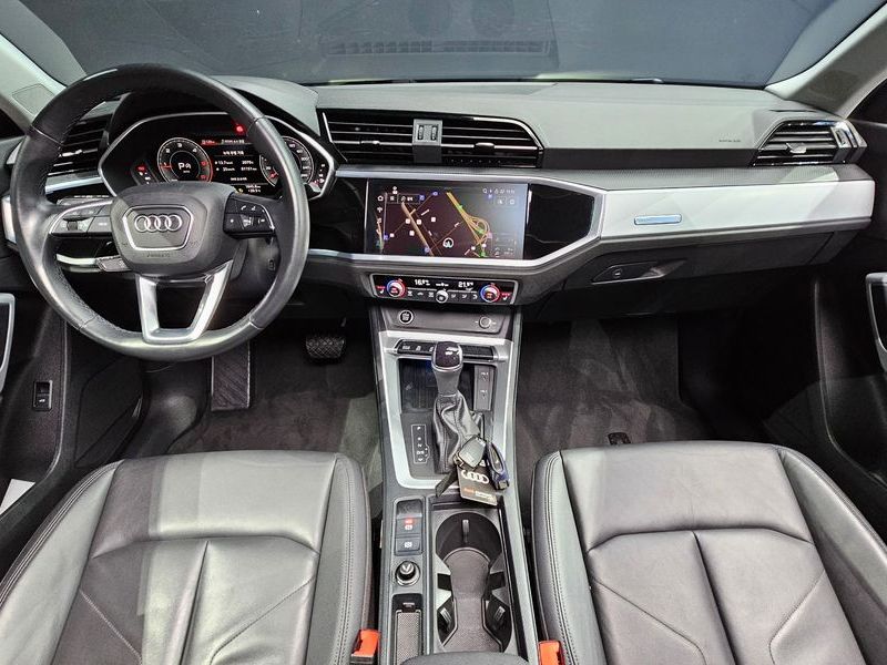 2023 Audi Q3 35 TDI photo 7