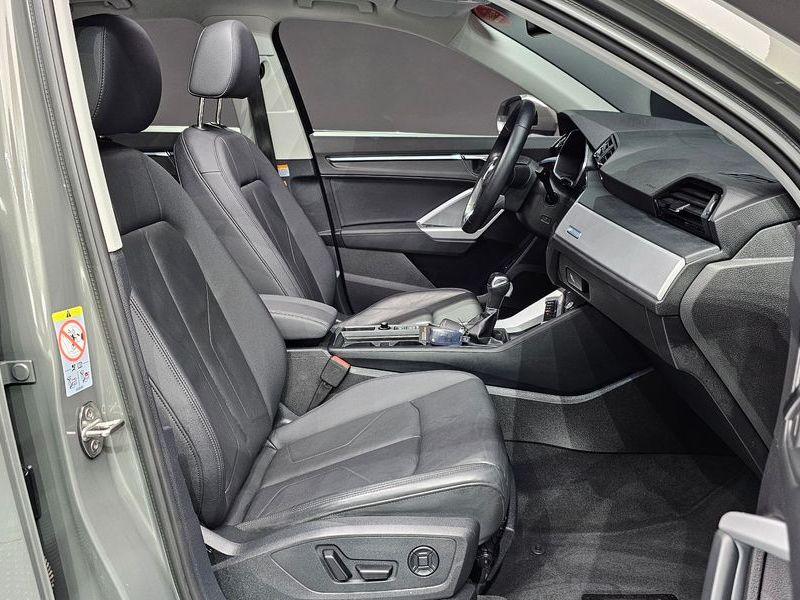 2023 Audi Q3 35 TDI photo 12