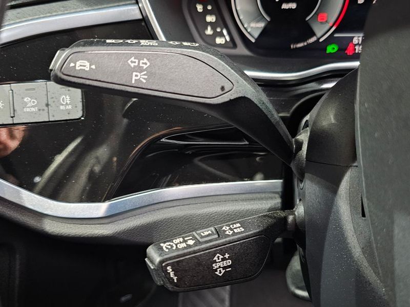 2023 Audi Q3 35 TDI photo 16