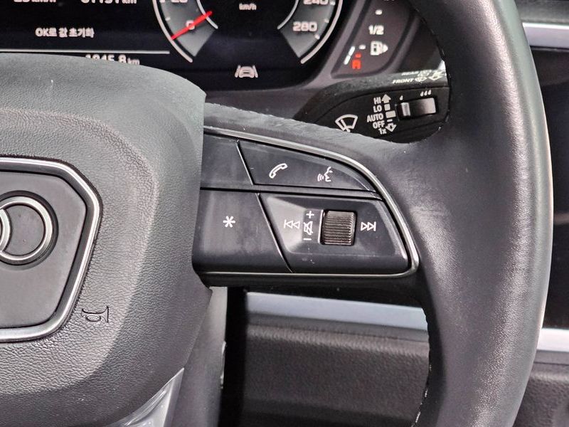 2023 Audi Q3 35 TDI photo 29