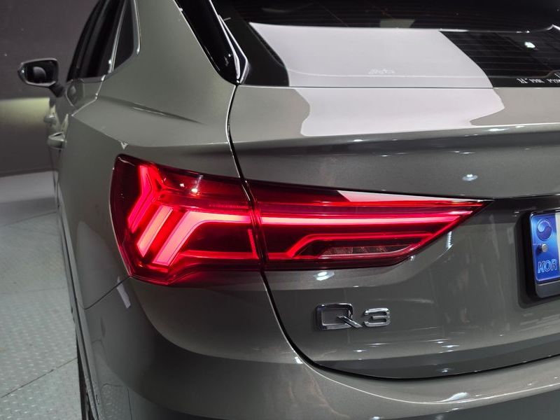 2023 Audi Q3 35 TDI Sportback photo 23