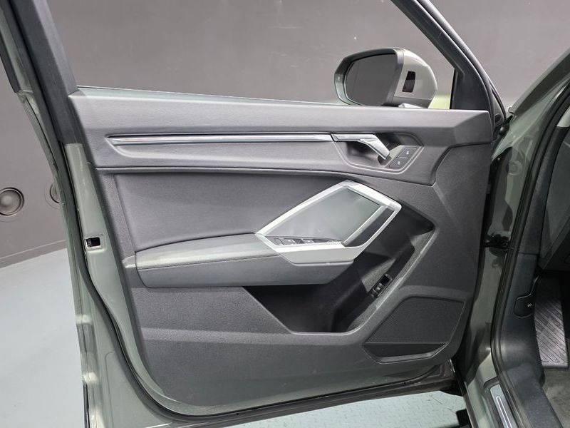2023 Audi Q3 35 TDI Sportback photo 24