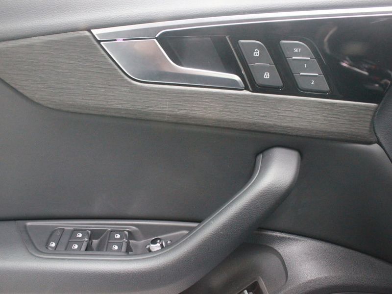 2023 Audi A4 35 TDI Premium photo 10