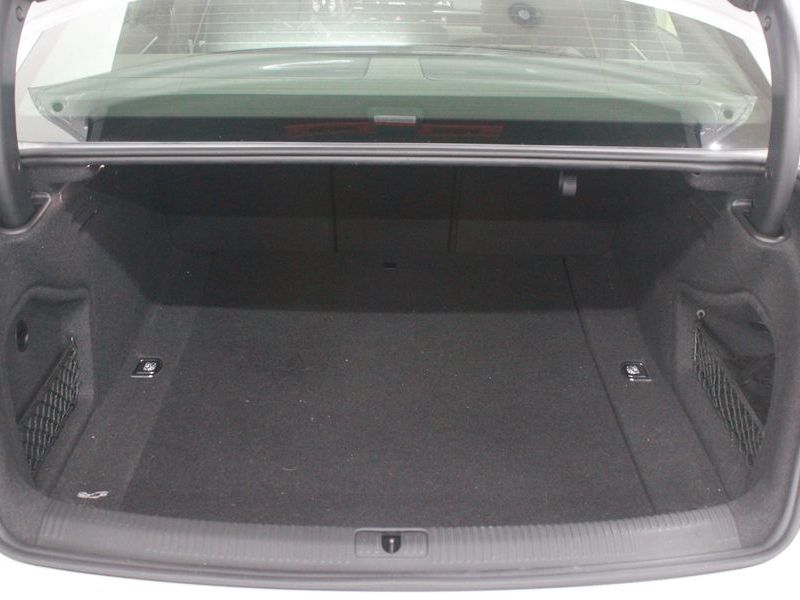 2023 Audi A4 35 TDI Premium photo 20