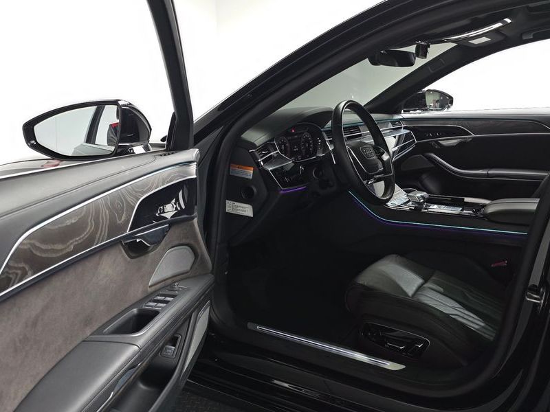 2023 Audi A8 55 TFSI Quattro Premium LWB photo 10