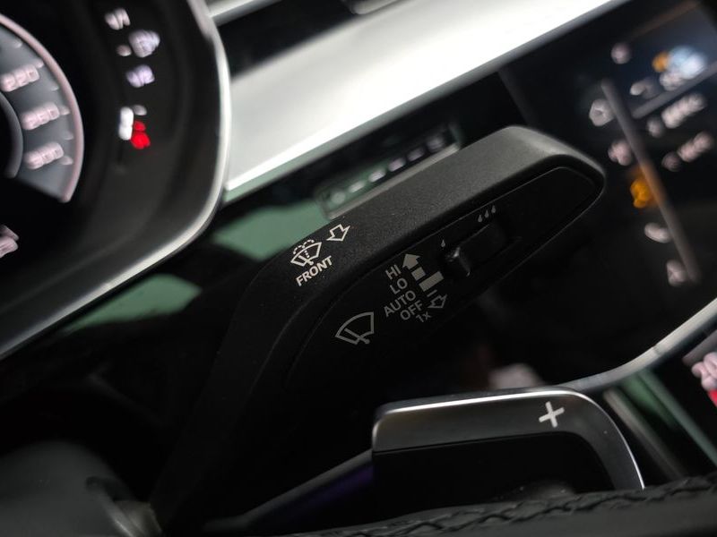 2023 Audi A8 55 TFSI Quattro Premium LWB photo 19