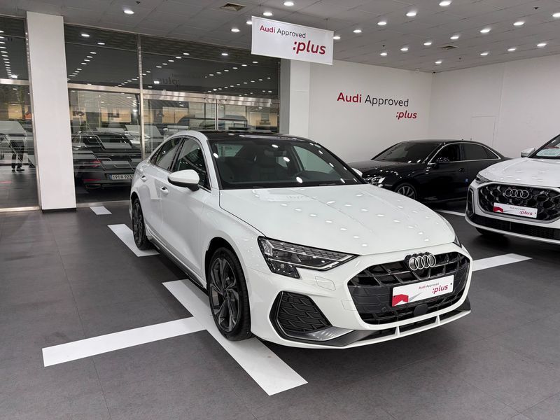 2025 Audi A3 40 TFSI Premium photo 1