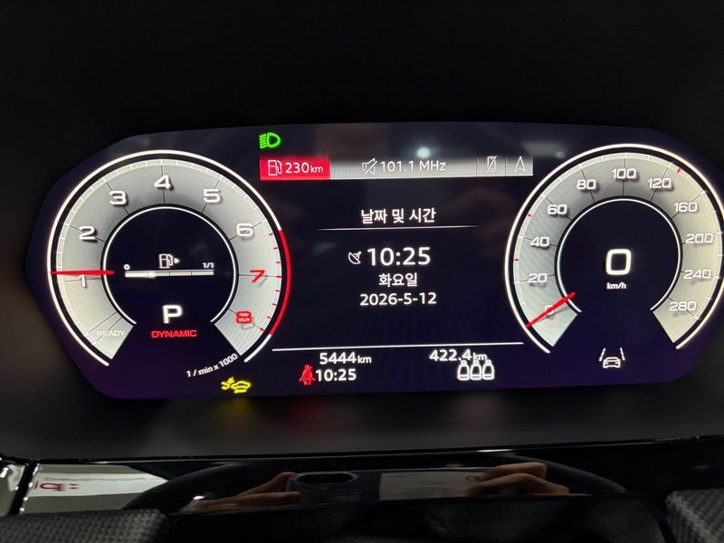 2025 Audi A3 40 TFSI Premium photo 8