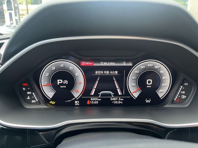 2026 Audi Q3 40 TFSI Quattro Premium photo 9