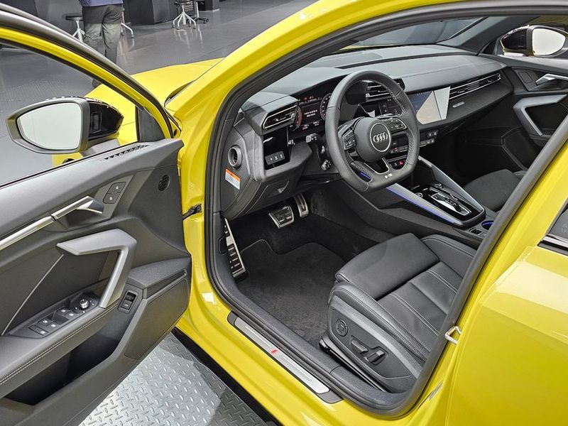 2025 Audi A3 40 TFSI Quattro Premium photo 10
