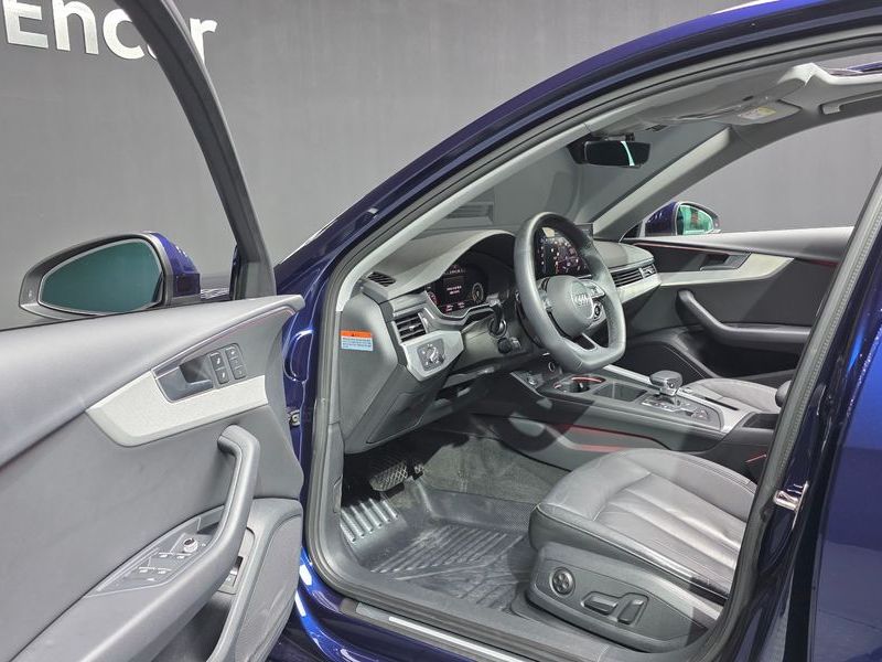 2023 Audi A4 40 TFSI photo 12