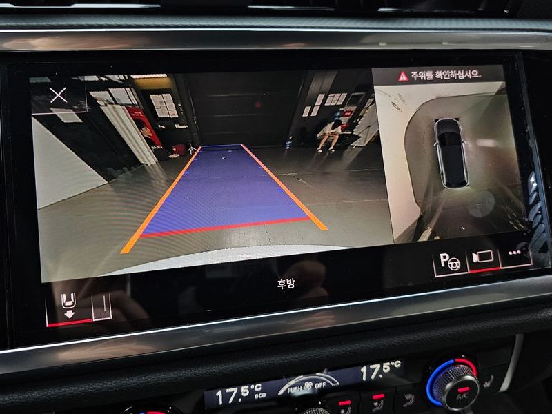 2025 Audi Q3 35 TDI Premium photo 15
