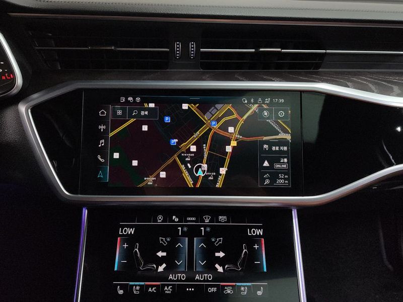 2023 Audi A6 45 TFSI Quattro Premium photo 12